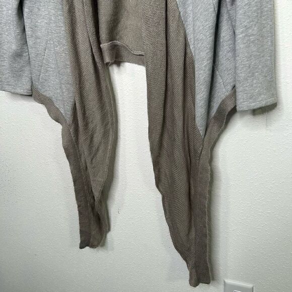 Soft Surroundings Women’s Gray Colorblock Hi Low Cardigan Size L - Picture 3 of 14